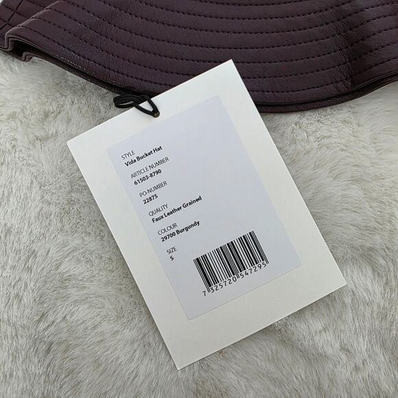 Stand Studio NWT Vida Faux Leather Grained Bucket Hat Burgundy Small - Picture 6 of 12